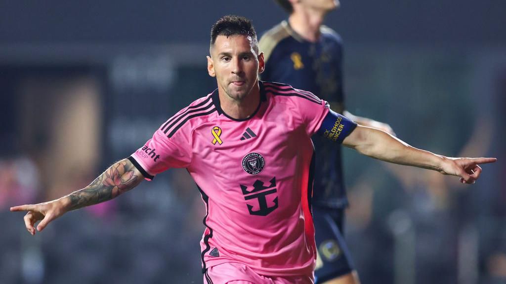 世界杯小組賽阿根廷2-0墨西哥 梅西一傳一射帶領阿根廷獲得勝利 恩佐弧線球驚艷全場！.
