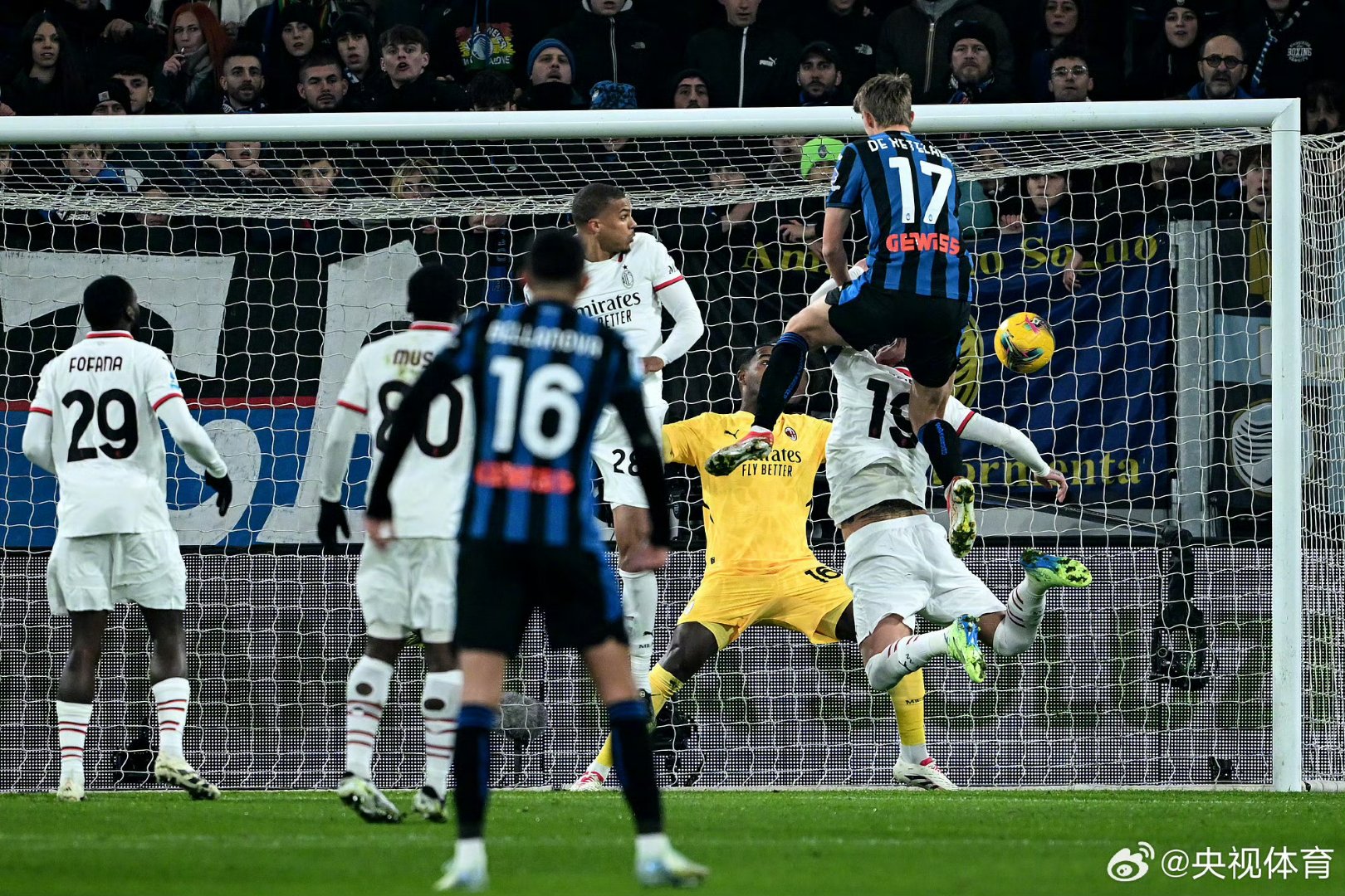 示出其强大 示出其强大