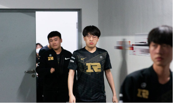 热爱体育的 热爱体育的